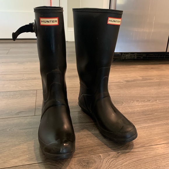Size 8 Hunter Boots Women - Picture 1 of 2